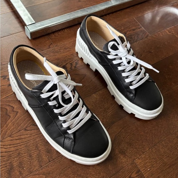 Jones Bootmaker Ava-Mae Trainers - Picture 2 of 5